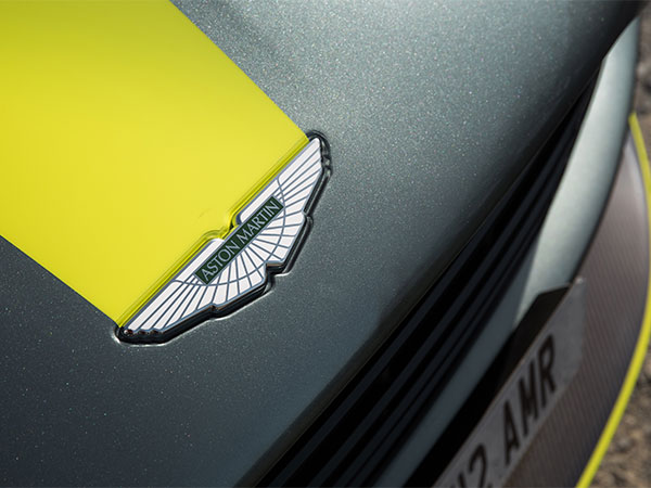 DB11 AMR - أداء جديد ومتميز في تشكيلة DB11